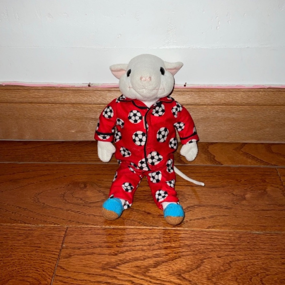 STUART LITTLE 2 the Mouse in Soccer Pajamas Plush
